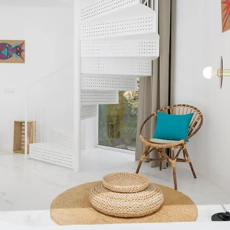 Aquablanca Chic Deluxe, En Punta Mujeres